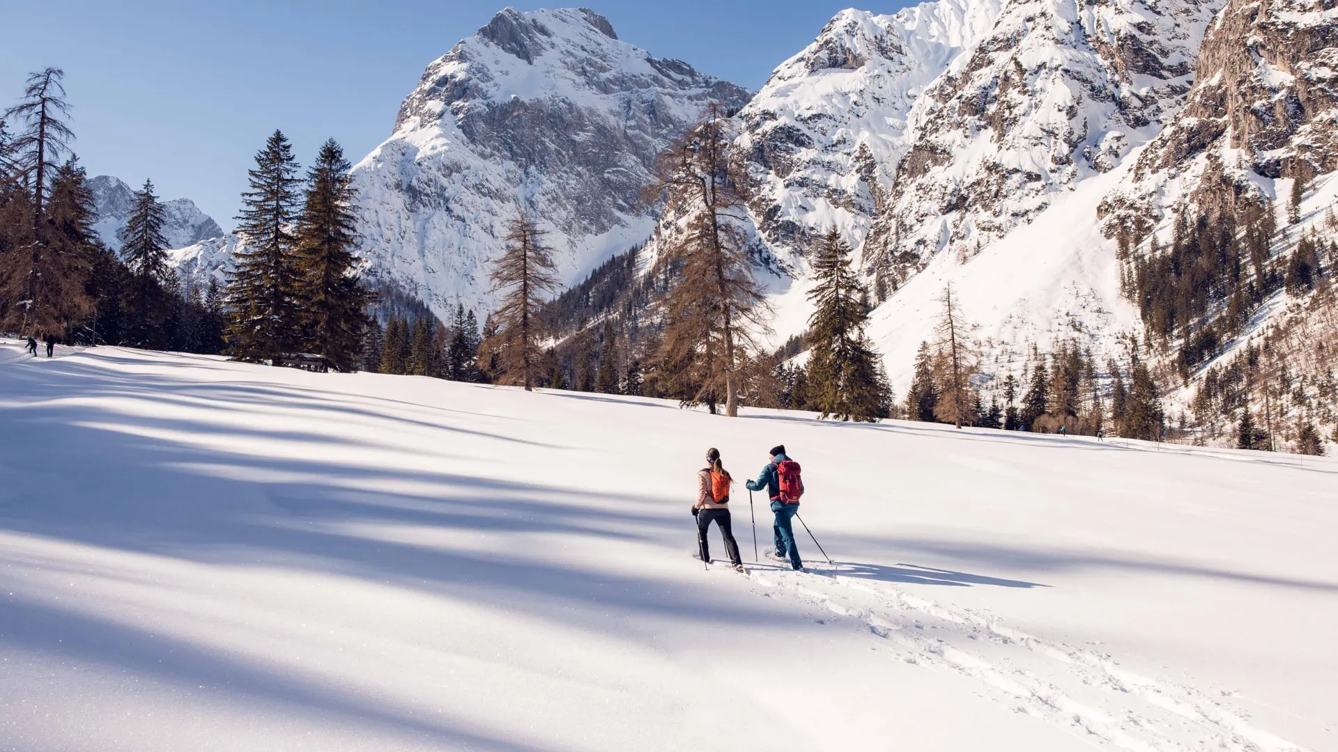 Winterwandern in Tirol in den Karwendeltälern